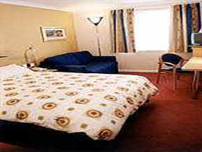 Holiday Inn Express bedroom.
