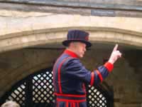 Tower of London Guide Yeoman Warder