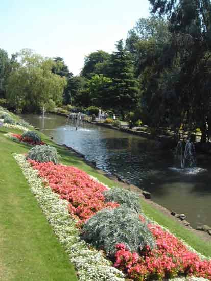 The Canal, Fountains & Flower Beds Canal Gardens Leeds 