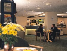 Days inn Bristol West hotel lobby