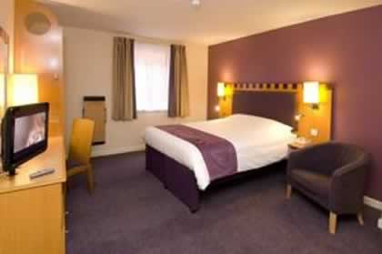 Premier Inn Birmingham Bridge Street Canal Side Room