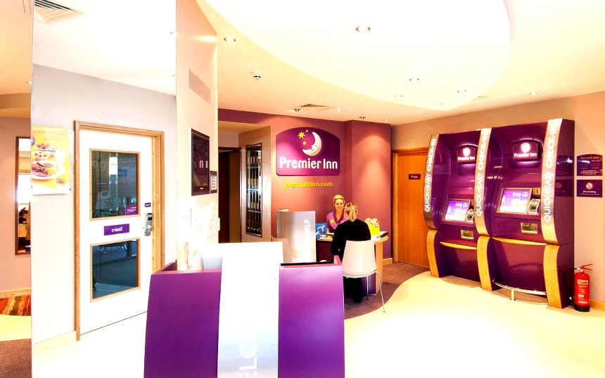 Premier Inn Hotel John Lennon Airport Reception